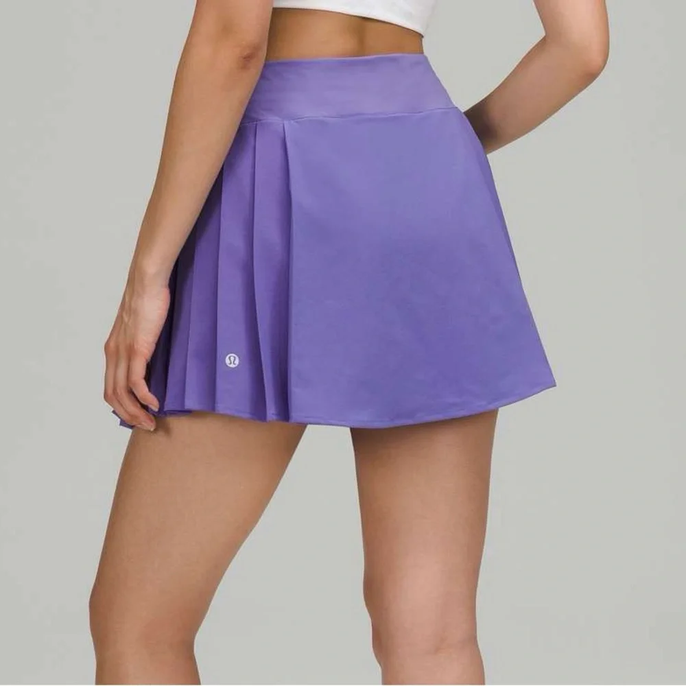 Lululemon Side Pleat Tennis Skirt in Charged Indigo Size 6 - Picture 2 of 6